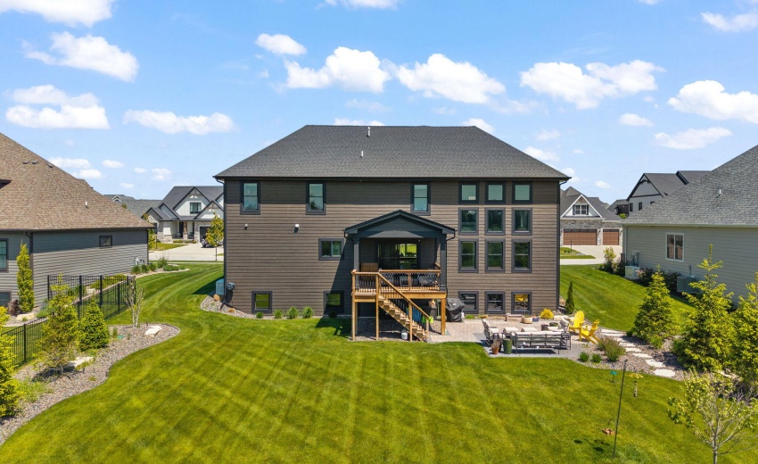 13431 Redbud Dr.