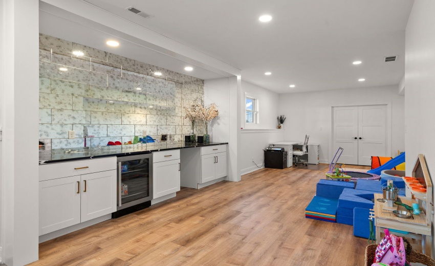 13431 Redbud Dr.