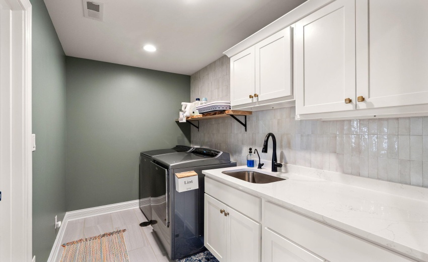 13431 Redbud Dr.