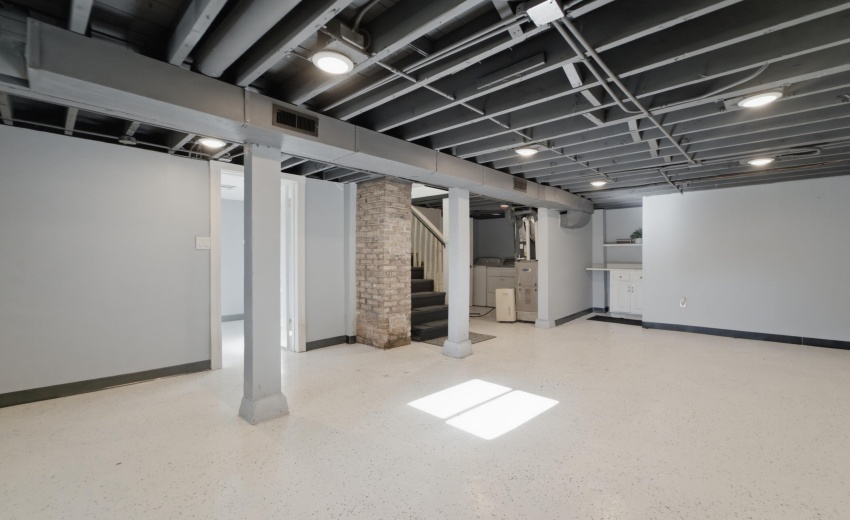 Full Basement
