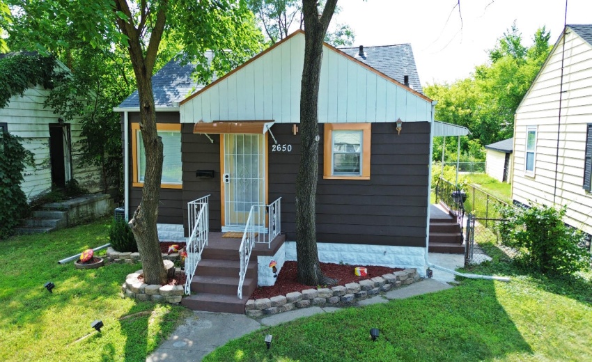 Side Door to Back Yard
