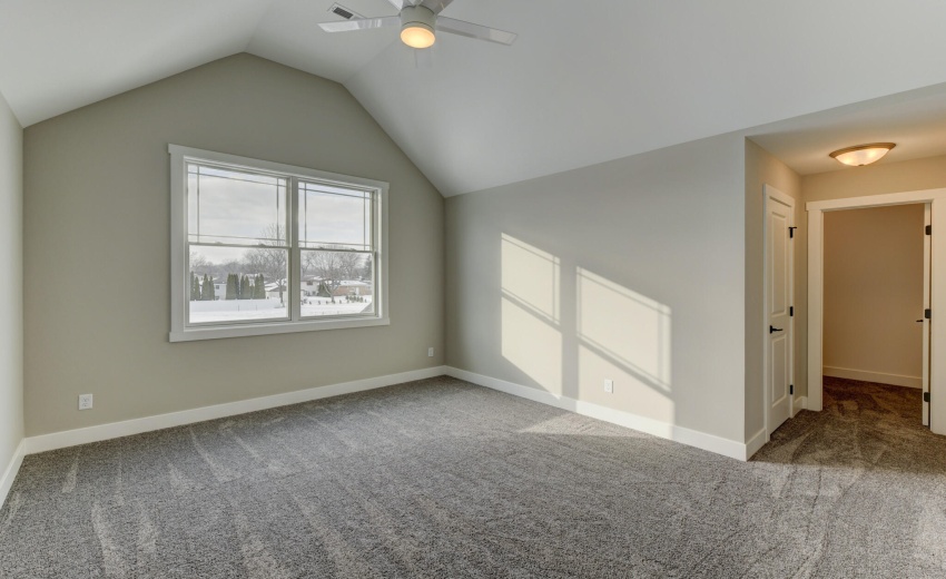 8233 Castle Drive-34
