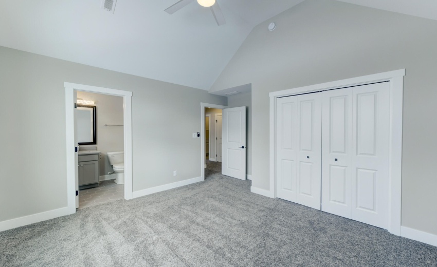 8233 Castle Drive-20