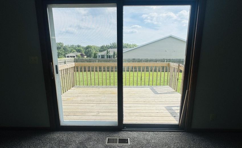 LR view