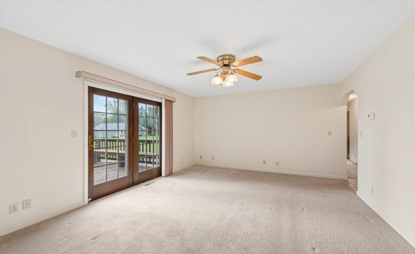 08-Family Room