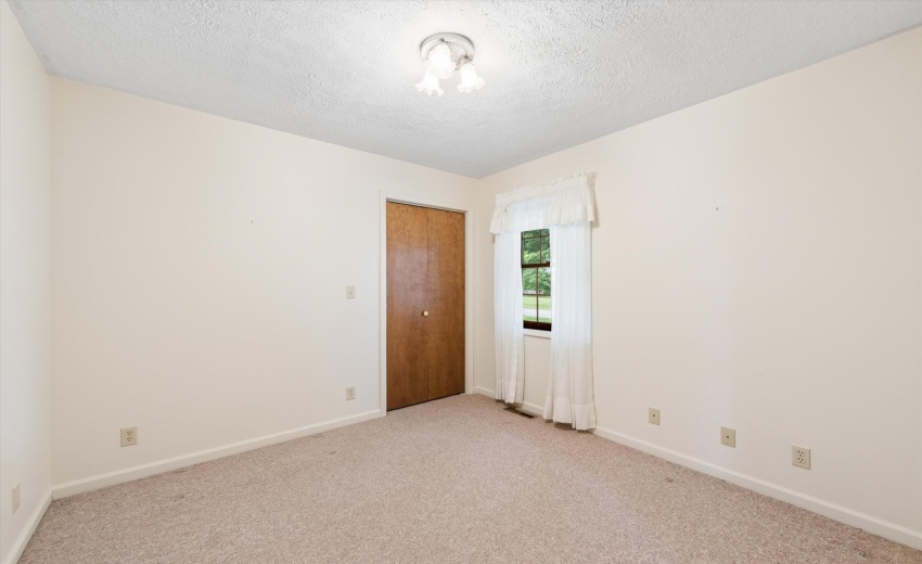10-Bedroom