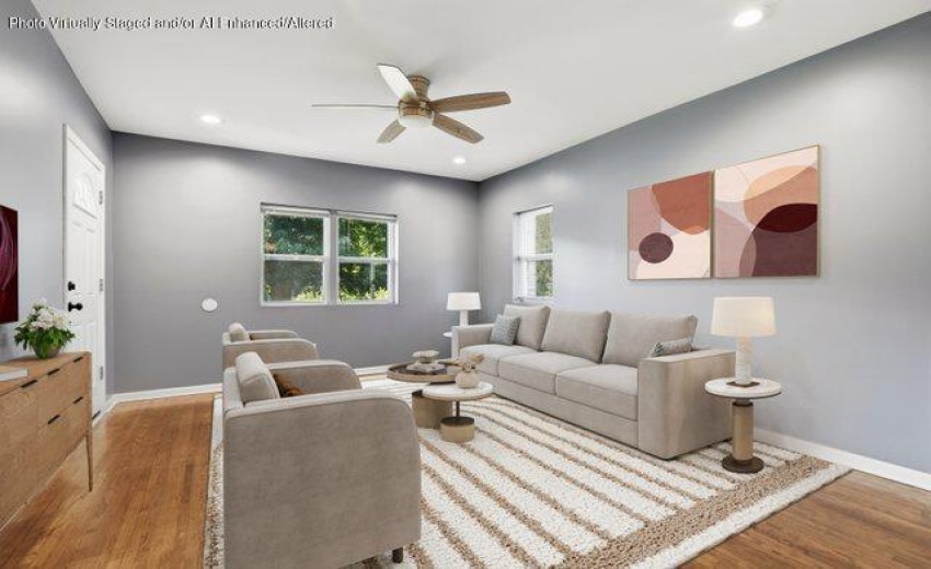 30--1--FARMHOUSE_FAMILY_ROOM_002