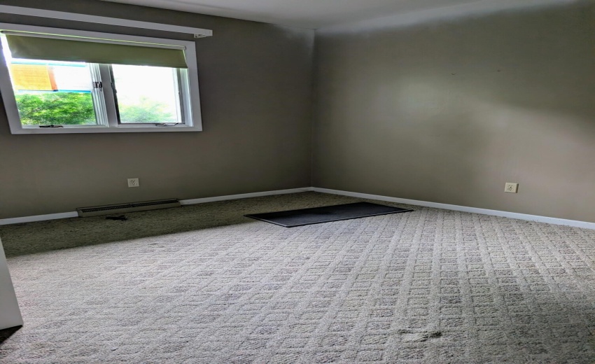424 E Joliet bed2 b