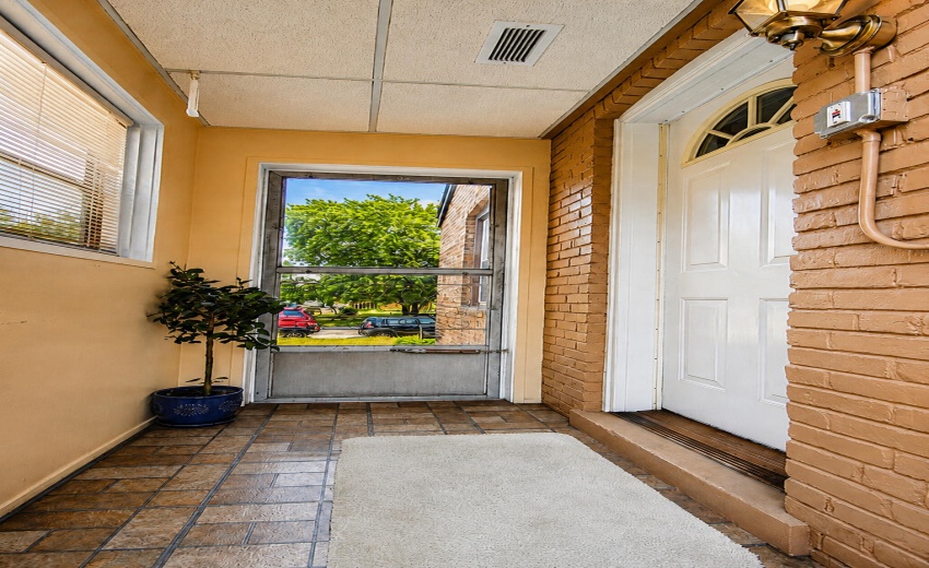 6820 Schneider, Hammond 9