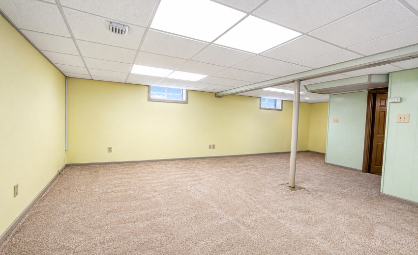 6820 Schneider, Hammond 20