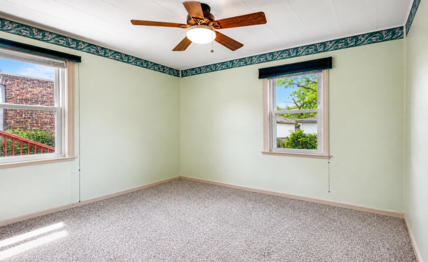 6820 Schneider, Hammond 11