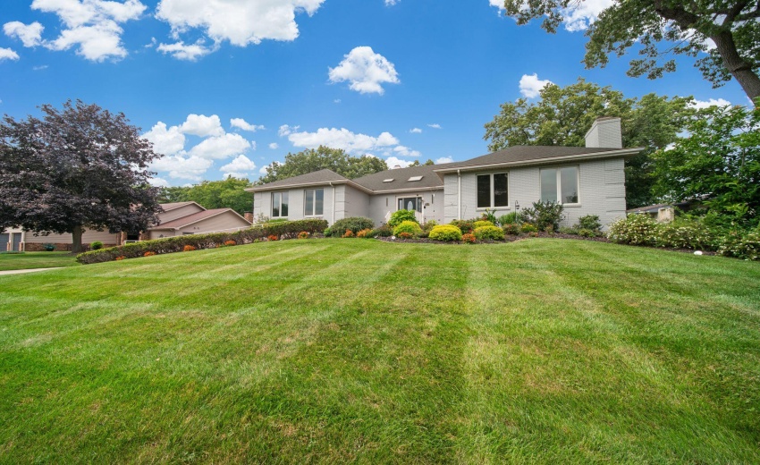 2208 Fairway (2)