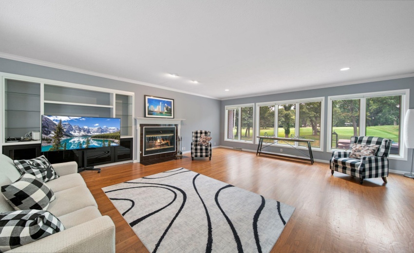 2208 Fairway (4)