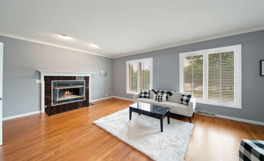 2208 Fairway (8)