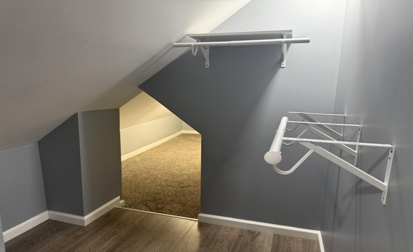 Walk-in closet