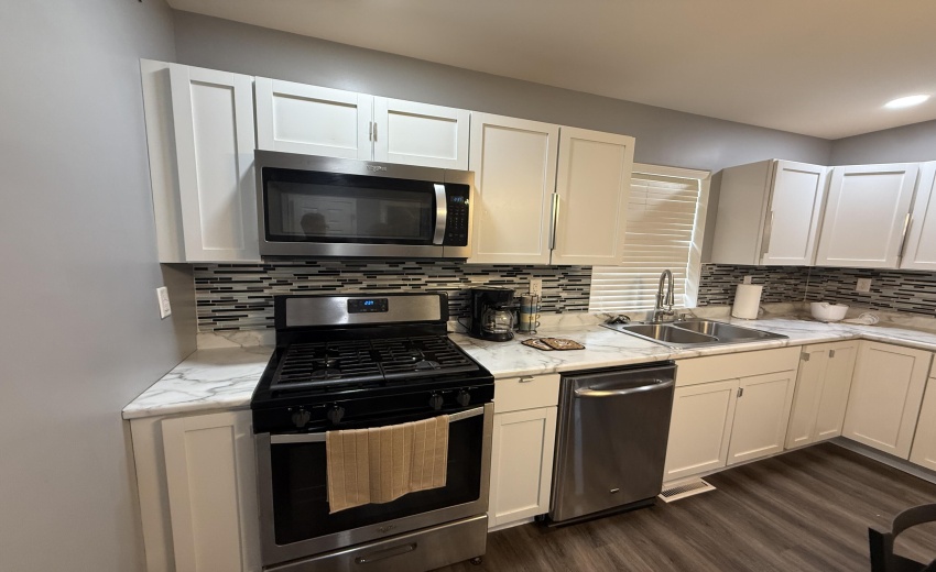 Kitchen 28