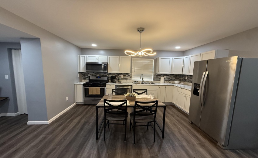 Kitchen 28
