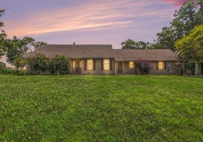 11 Sager Road, Valparaiso, Indiana, 3 Bedrooms Bedrooms, 6 Rooms Rooms,1 BathroomBathrooms,Residential,For Sale,Sager,NRA843004