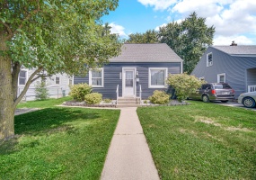 1106 Beulah Vista Boulevard, Valparaiso, Indiana, 3 Bedrooms Bedrooms, 8 Rooms Rooms,2 BathroomsBathrooms,Residential,For Sale,Beulah Vista,NRA843006