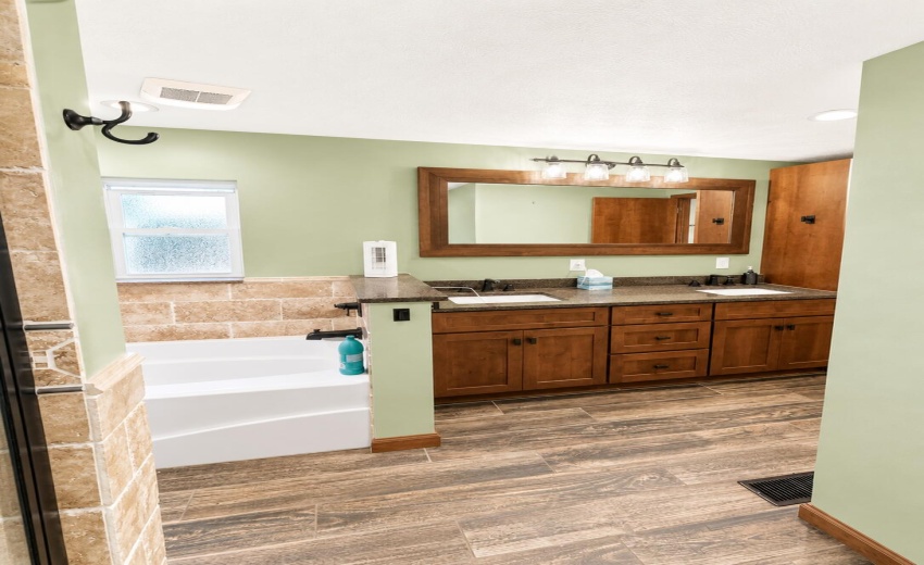 Master Bath 2