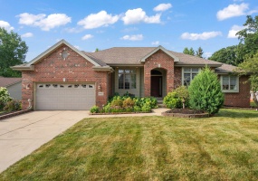 4003 92nd Place, Merrillville, Indiana, 3 Bedrooms Bedrooms, 7 Rooms Rooms,3 BathroomsBathrooms,Residential,For Sale,92nd,NRA843034
