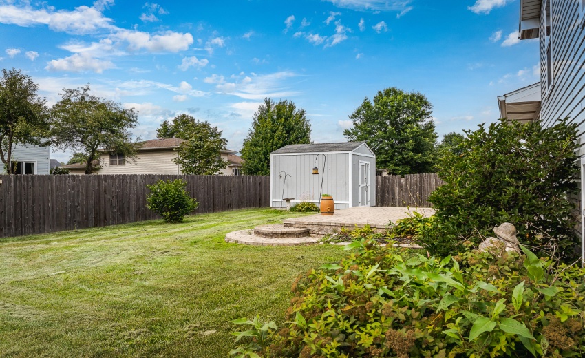 1412_Essex_Dr-027
