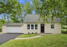 436 Piedmont Road, Valparaiso, Indiana, 4 Bedrooms Bedrooms, 7 Rooms Rooms,2 BathroomsBathrooms,Residential,For Sale,Piedmont,NRA843063