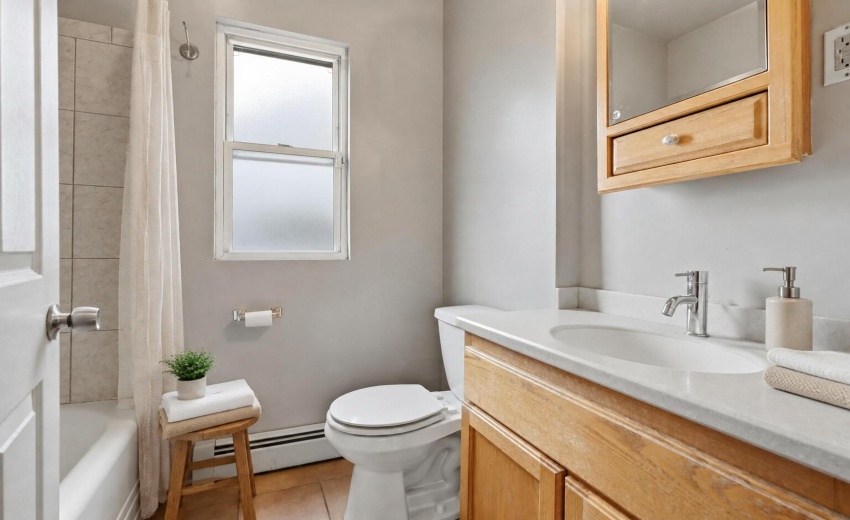 Main Bath
