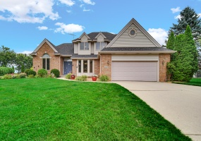 2957 Woodbine Drive, Valparaiso, Indiana, 4 Bedrooms Bedrooms, 10 Rooms Rooms,4 BathroomsBathrooms,Residential,For Sale,Woodbine,NRA843127 2957 Woodbine Drive, Valparaiso, Indiana, 4 Bedrooms Bedrooms, 10 Rooms Rooms,4 BathroomsBathrooms,Residential,For Sale,Woodbine,NRA843127