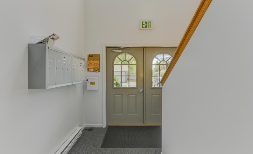 2515  Longwood-2