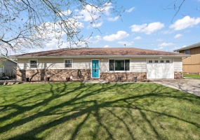 9542 Roosevelt Place, Crown Point, Indiana, 3 Bedrooms Bedrooms, 8 Rooms Rooms,2 BathroomsBathrooms,Residential,For Sale,Roosevelt,NRA836682 9542 Roosevelt Place, Crown Point, Indiana, 3 Bedrooms Bedrooms, 8 Rooms Rooms,2 BathroomsBathrooms,Residential,For Sale,Roosevelt,NRA836682