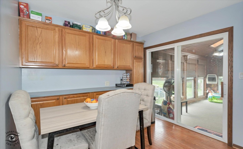 08-Dining Room - Copy
