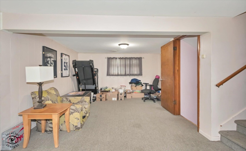 15-Family Room