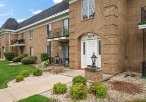 1238 Camellia Drive, Munster, Indiana, 2 Bedrooms Bedrooms, 4 Rooms Rooms,1 BathroomBathrooms,Residential,For Sale,Camellia,NRA843157 1238 Camellia Drive, Munster, Indiana, 2 Bedrooms Bedrooms, 4 Rooms Rooms,1 BathroomBathrooms,Residential,For Sale,Camellia,NRA843157