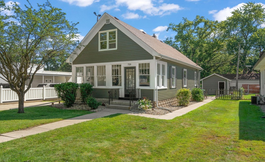723 Lincoln St.