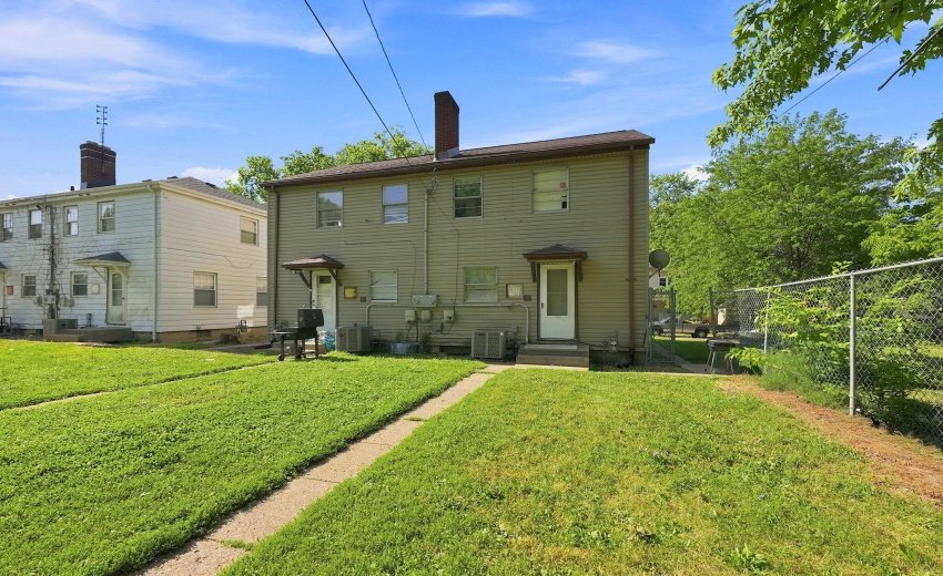 37-web-or-mls-544 Pierce Ave-20