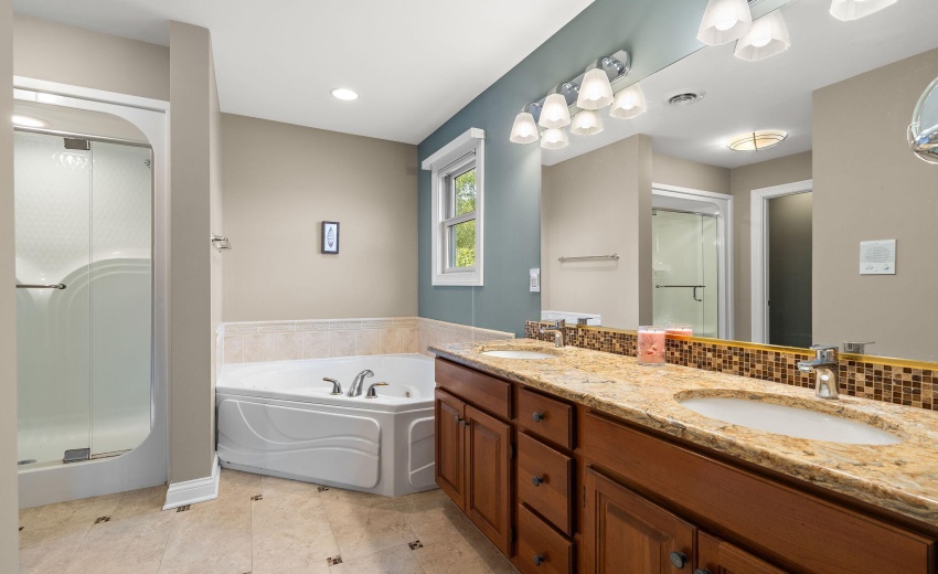 10_Kincraig_PrimaryBath