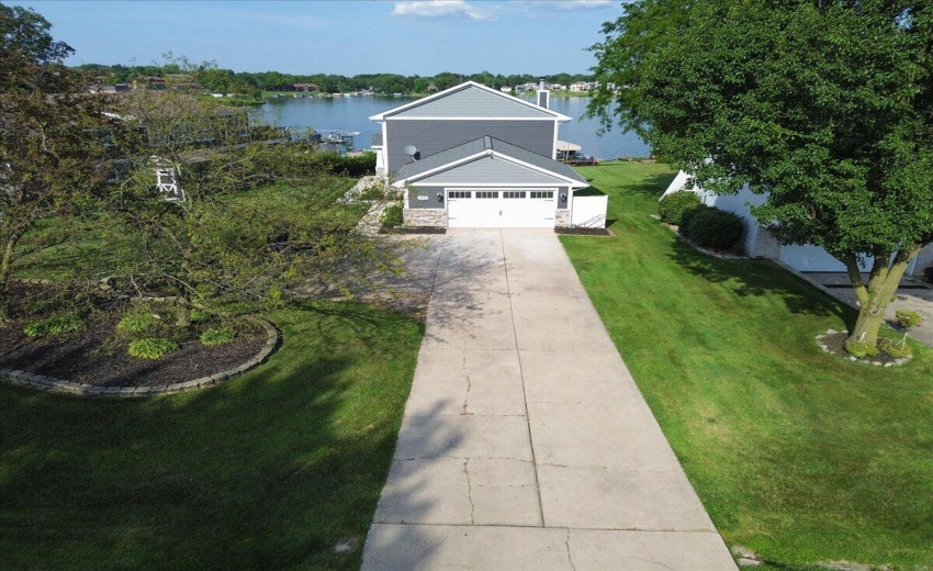 10-w lakeshore drone-2