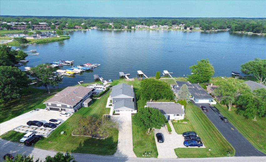 01-w lakeshore drone-9