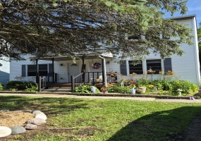 455 Woodlawn Avenue, Chesterton, Indiana, 4 Bedrooms Bedrooms, 12 Rooms Rooms,4 BathroomsBathrooms,Residential Income,For Sale,Woodlawn,NRA843317