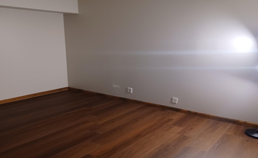 455 Flooring