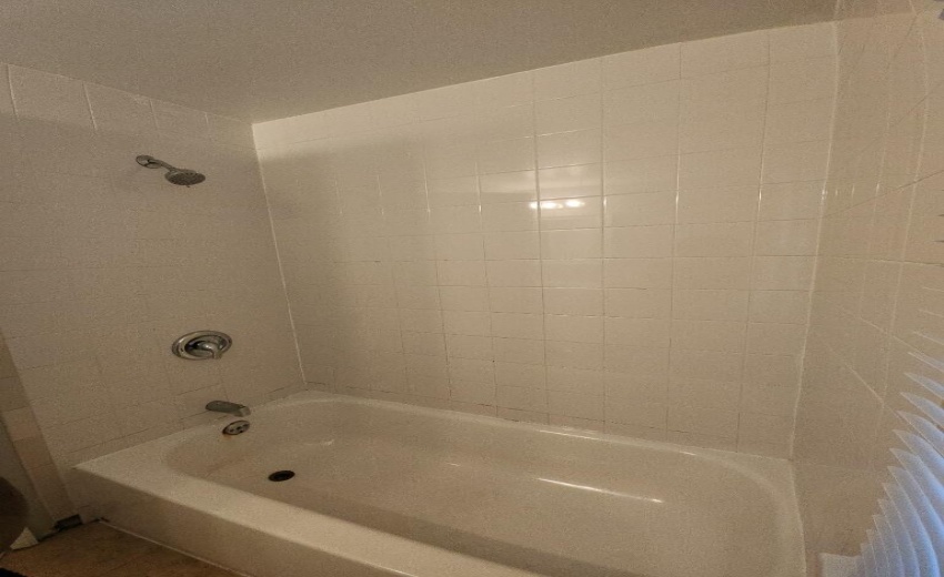 Bathroom_1 (3)