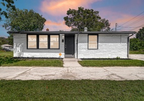 2101 Chase Street, Gary, Indiana, 3 Bedrooms Bedrooms, 5 Rooms Rooms,1 BathroomBathrooms,Residential,For Sale,Chase,NRA843335