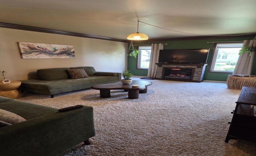 Spacious Living Room