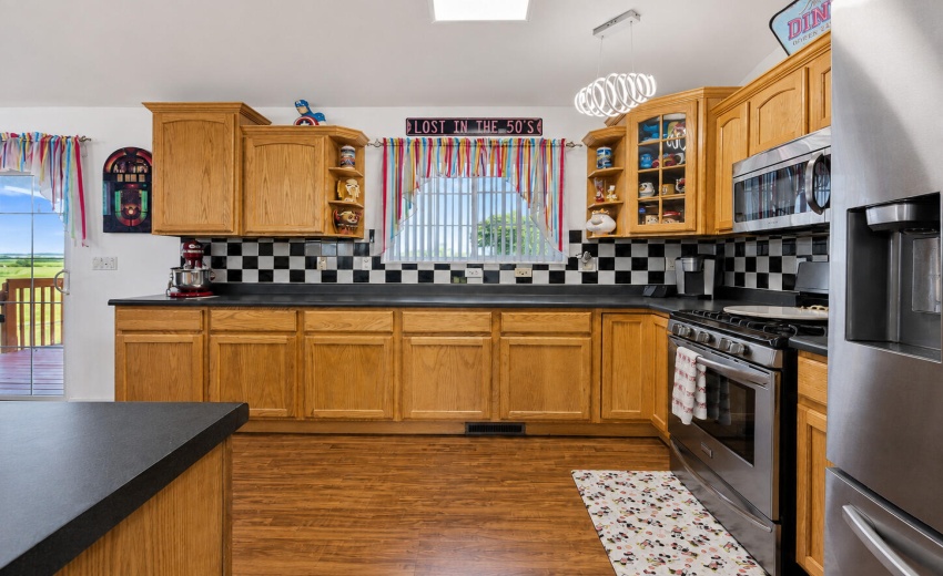 503 W 602 S, Hebron 19