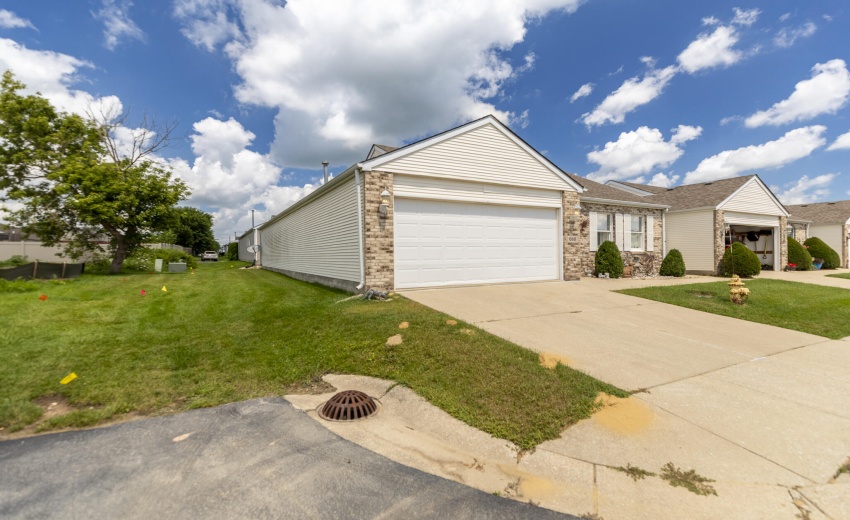 668 Ash Ct-4