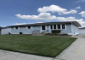 1115 Colorado Street, Hobart, Indiana, 3 Bedrooms Bedrooms, 7 Rooms Rooms,1 BathroomBathrooms,Residential,For Sale,Colorado,NRA843501 1115 Colorado Street, Hobart, Indiana, 3 Bedrooms Bedrooms, 7 Rooms Rooms,1 BathroomBathrooms,Residential,For Sale,Colorado,NRA843501