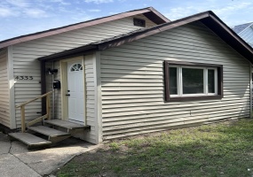 4333 Torrence Avenue, Hammond, Indiana, 2 Bedrooms Bedrooms, 6 Rooms Rooms,1 BathroomBathrooms,Residential,For Sale,Torrence,NRA843579