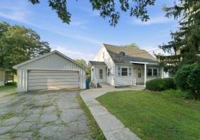 2103 Elm Street, Griffith, Indiana, 4 Bedrooms Bedrooms, 7 Rooms Rooms,2 BathroomsBathrooms,Residential,For Sale,Elm,NRA843595 2103 Elm Street, Griffith, Indiana, 4 Bedrooms Bedrooms, 7 Rooms Rooms,2 BathroomsBathrooms,Residential,For Sale,Elm,NRA843595
