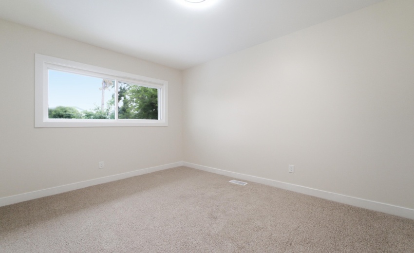 Upper Bedroom 2